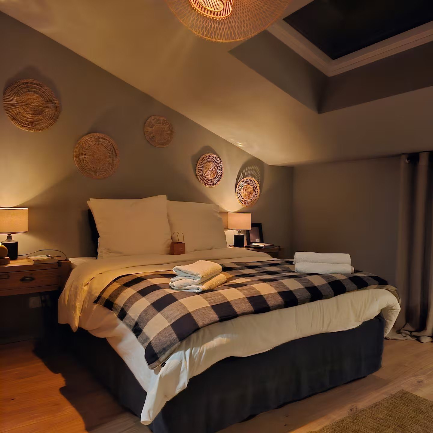 Suite I